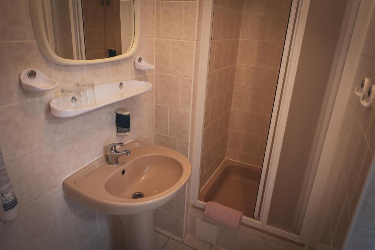 Hotel Apartment Faraon Rumburk Bagian luar foto