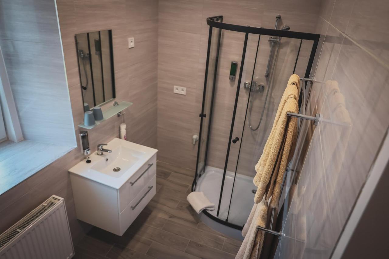 Hotel Apartment Faraon Rumburk Bagian luar foto